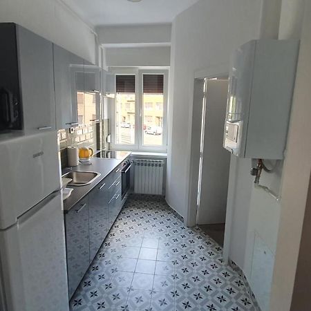 City Center Apartment Emona Zagreb Bagian luar foto